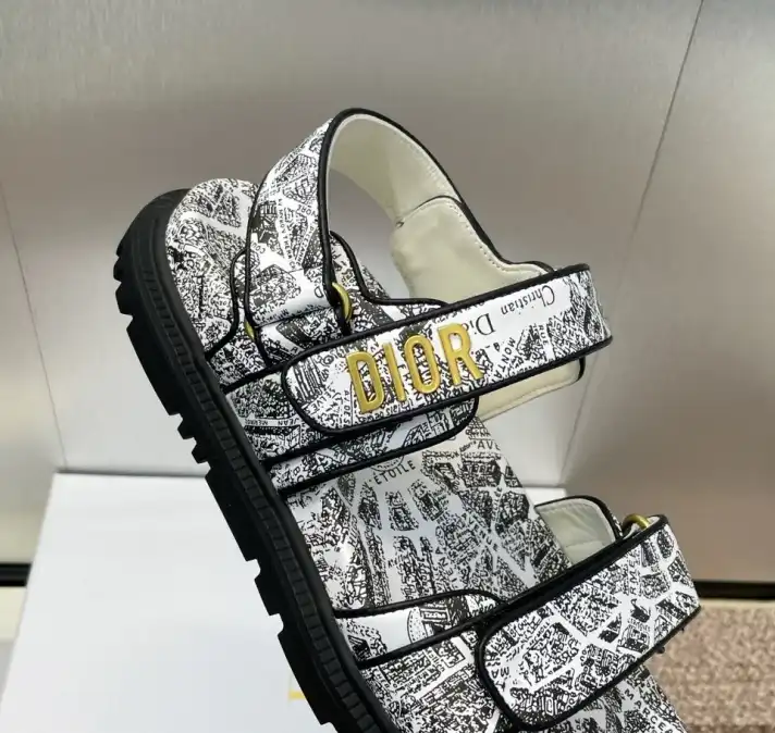 hype Christian Dior Sandals