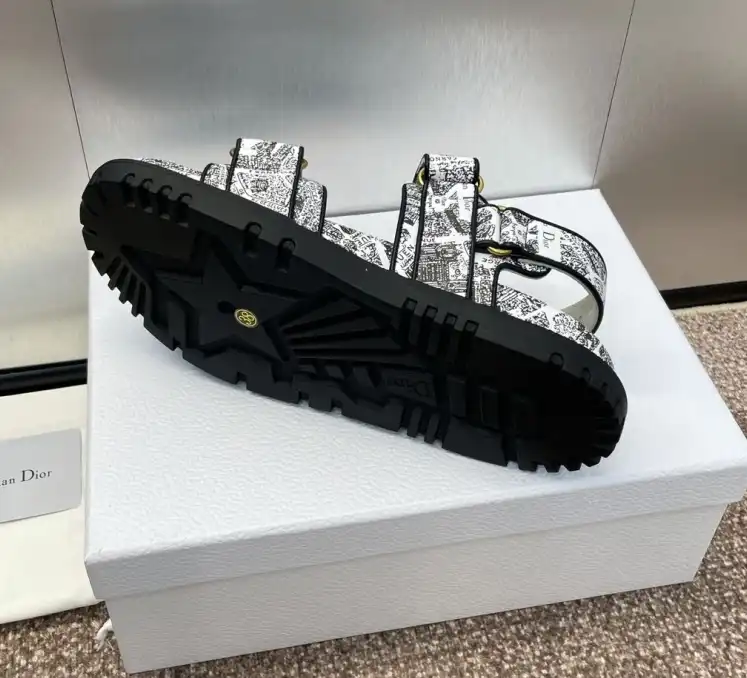 hype Christian Dior Sandals