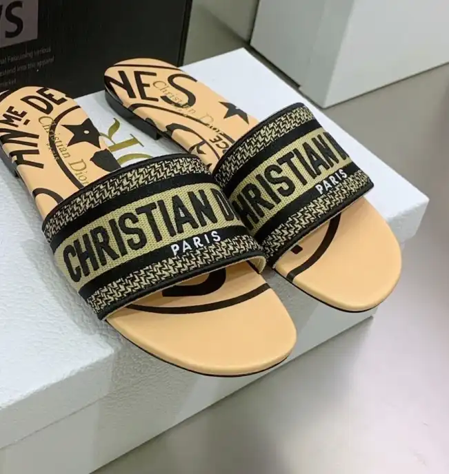 hype Christian Dior Slippers