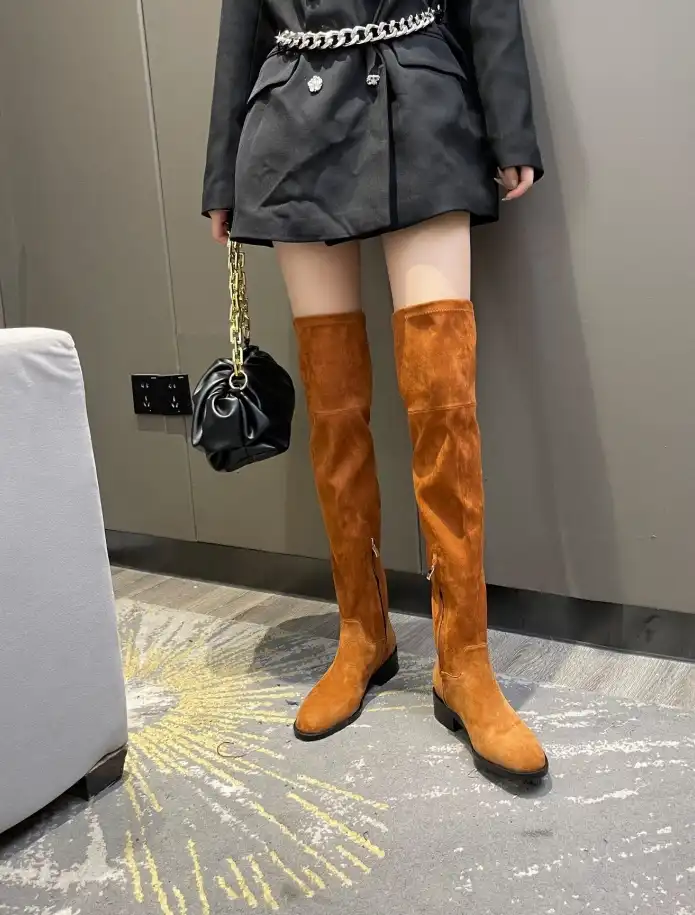 hype Valentino Boots