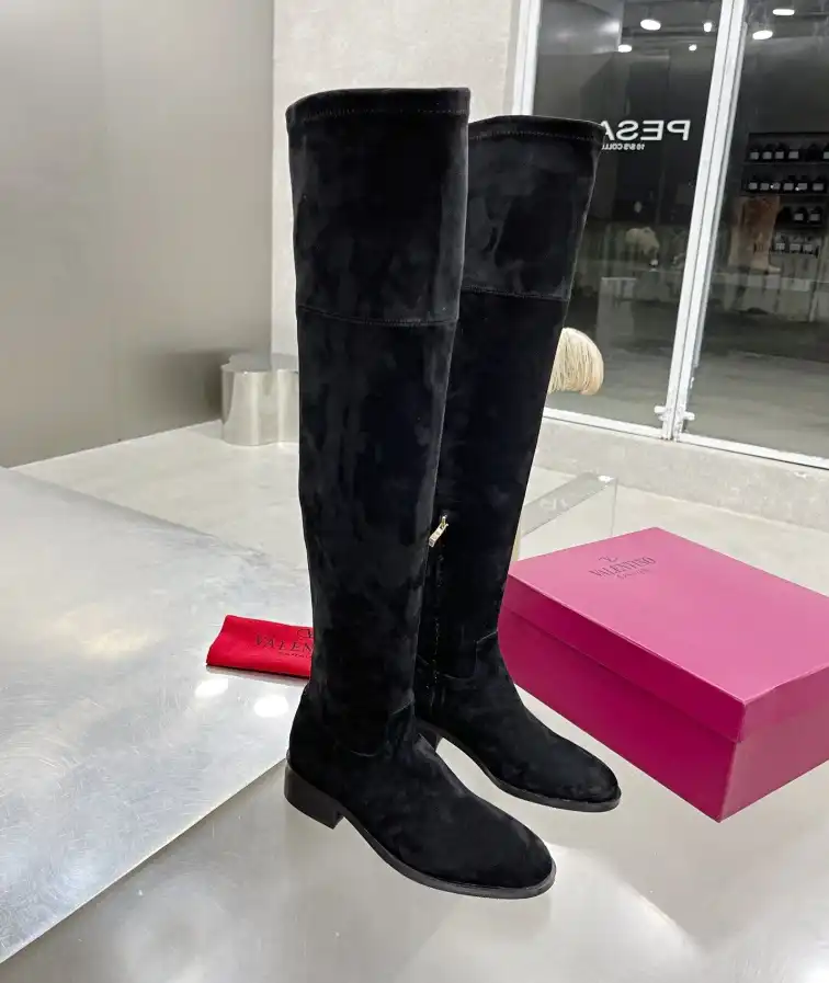 hype Valentino Boots