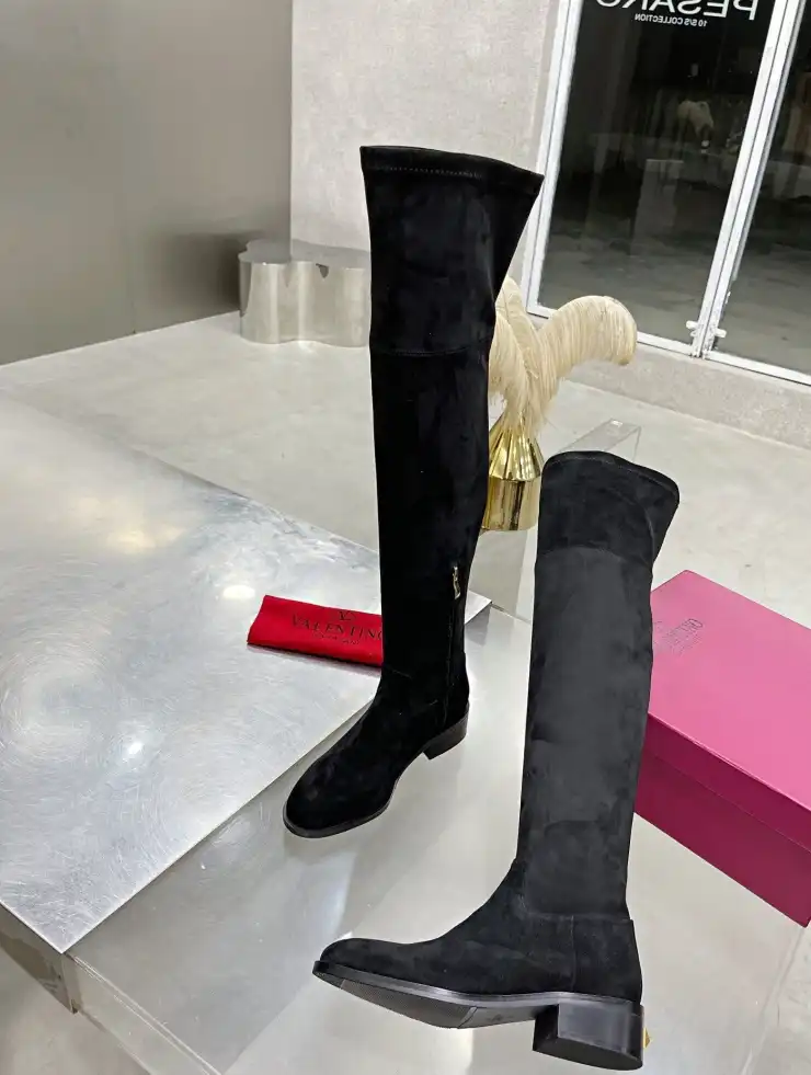 hype Valentino Boots