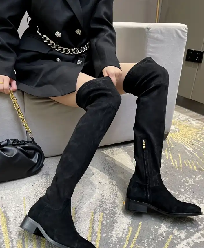 hype Valentino Boots