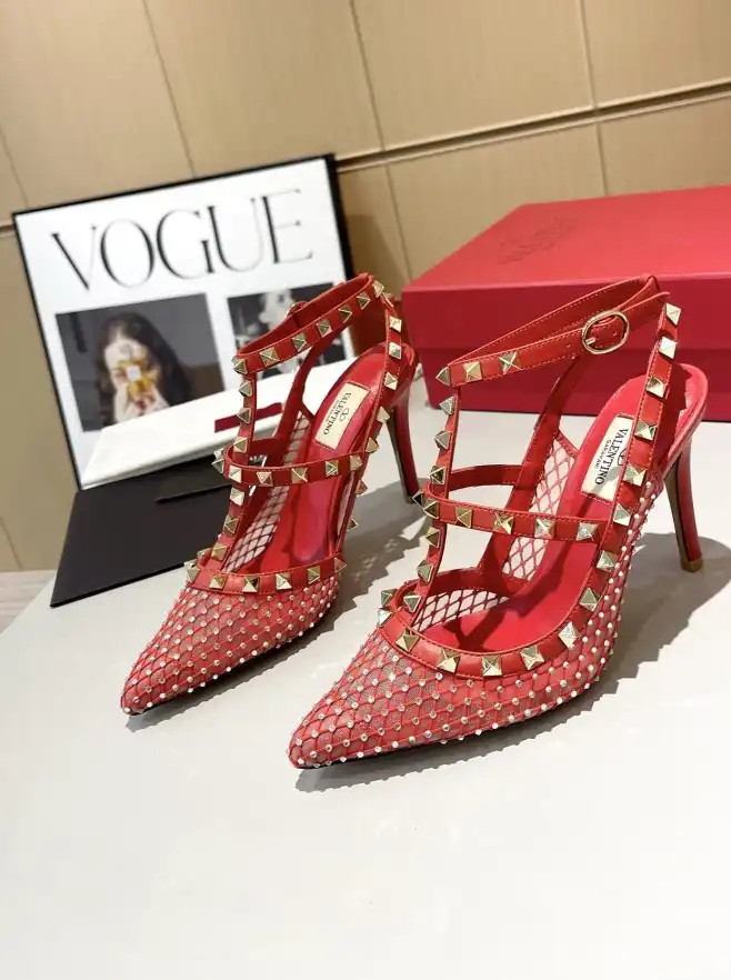 hype Valentino High Heels