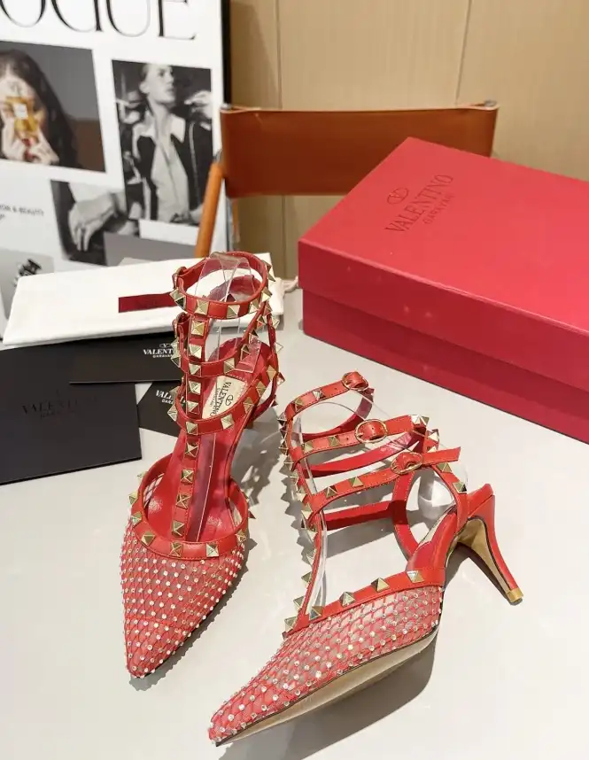 hype Valentino High Heels