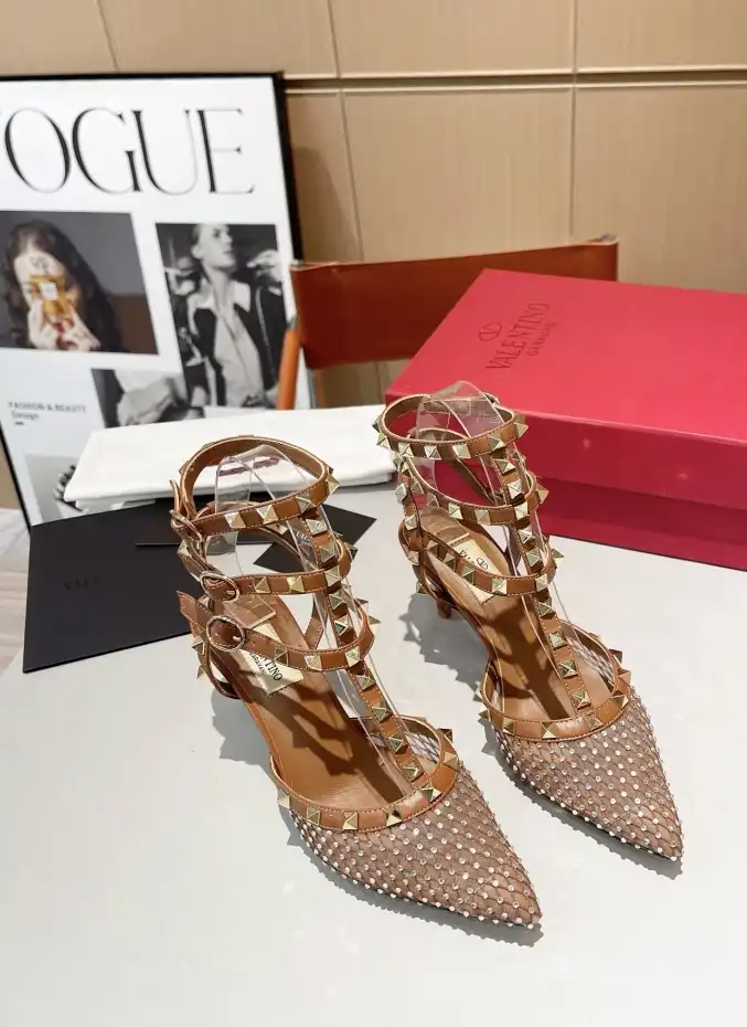 hype Valentino High Heels