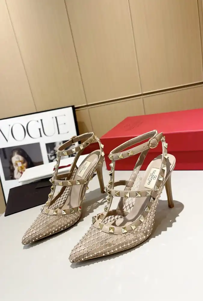 hype Valentino High Heels