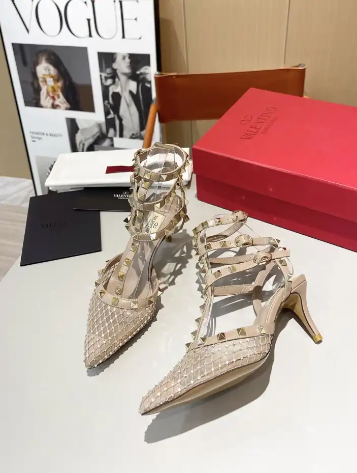 hype Valentino High Heels