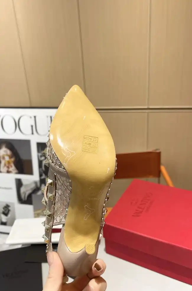 hype Valentino High Heels