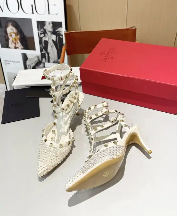 hype Valentino High Heels