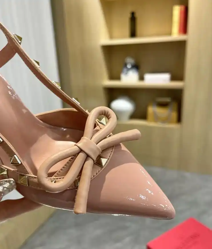 hype Valentino Sandals