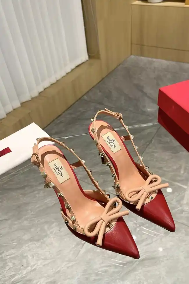 hype Valentino Sandals