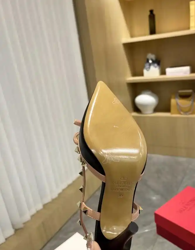 hype Valentino Sandals