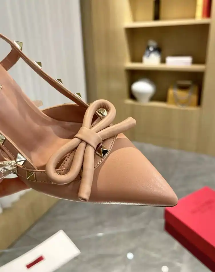 hype Valentino Sandals