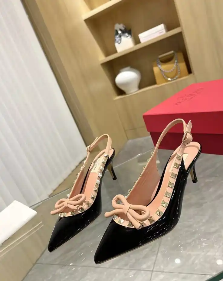 hype Valentino Sandals