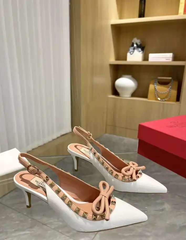 hype Valentino Sandals