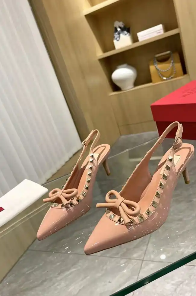 hype Valentino Sandals