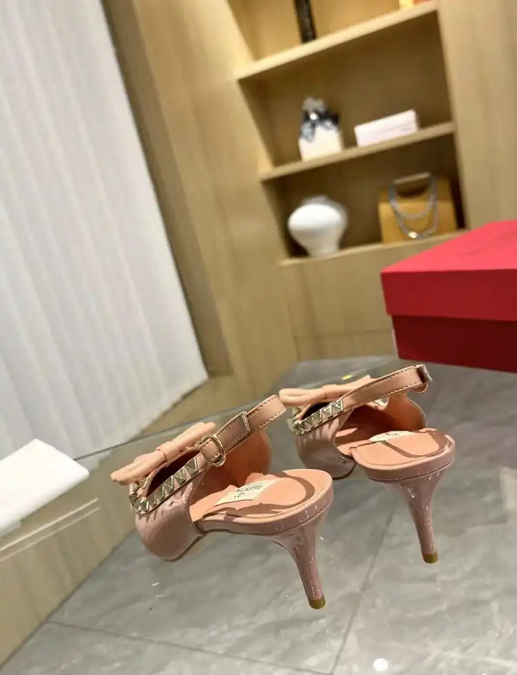 hype Valentino Sandals