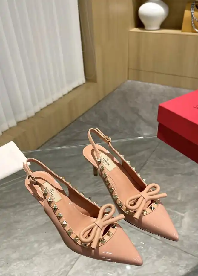 hype Valentino Sandals