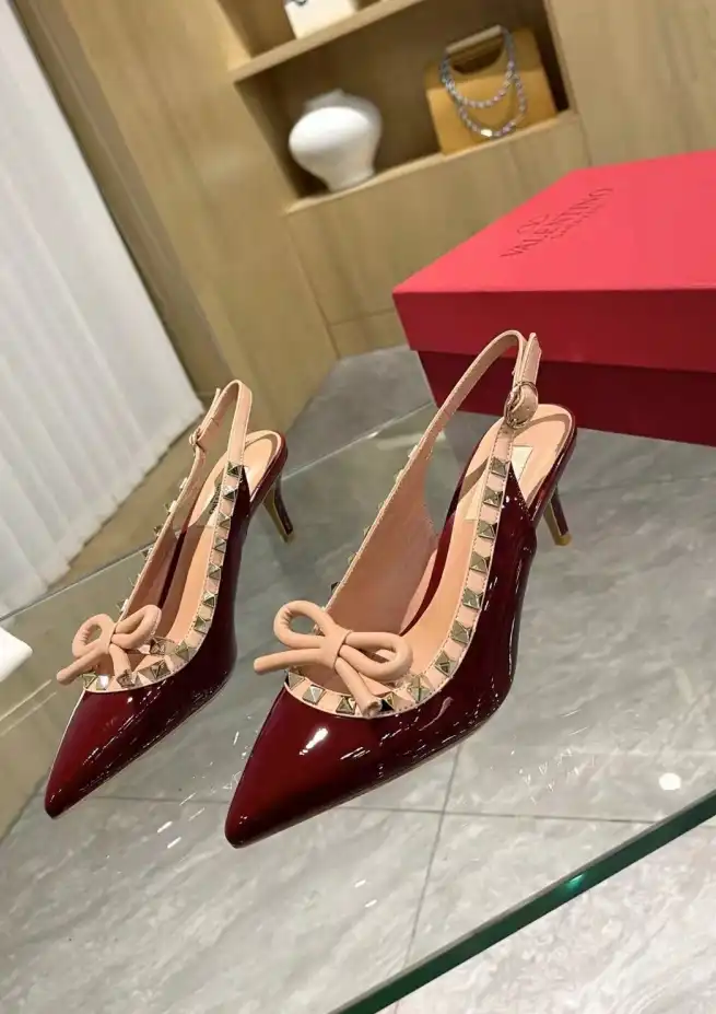 hype Valentino Sandals