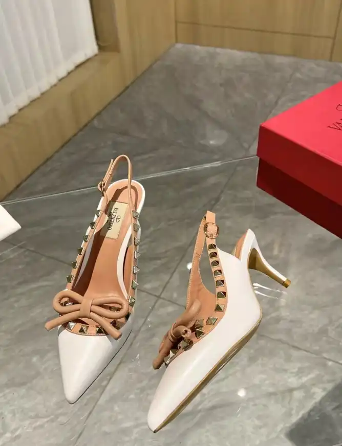 hype Valentino Sandals