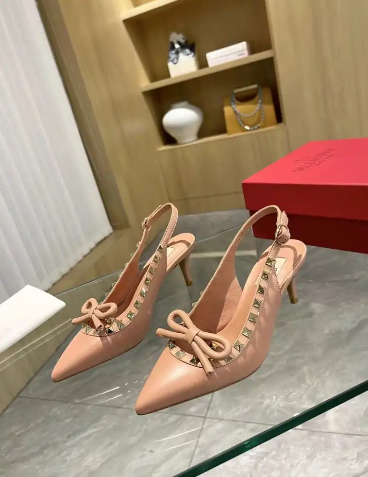 hype Valentino Sandals