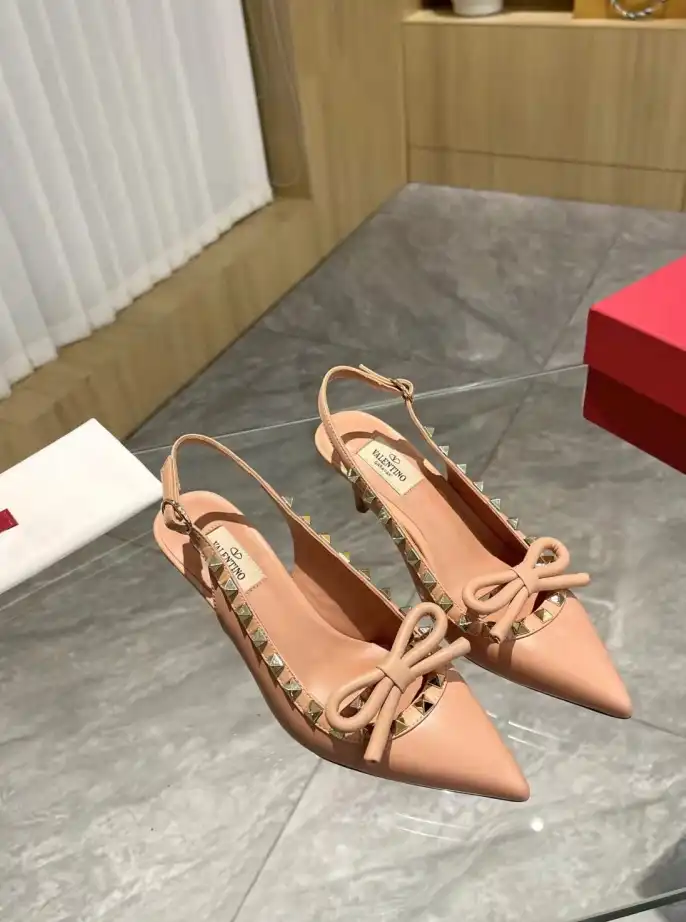 hype Valentino Sandals