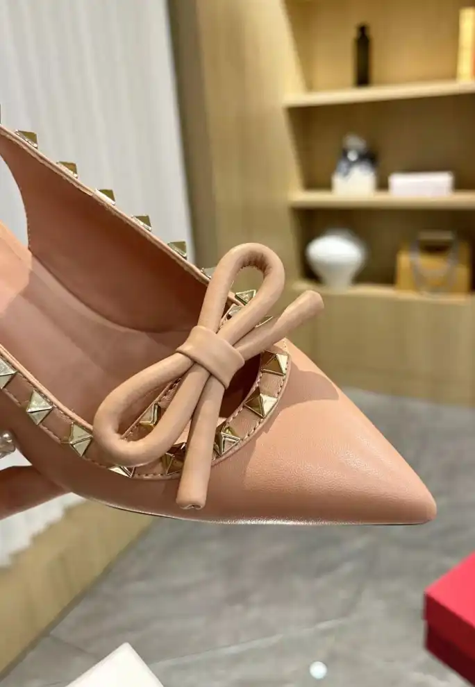 hype Valentino Sandals