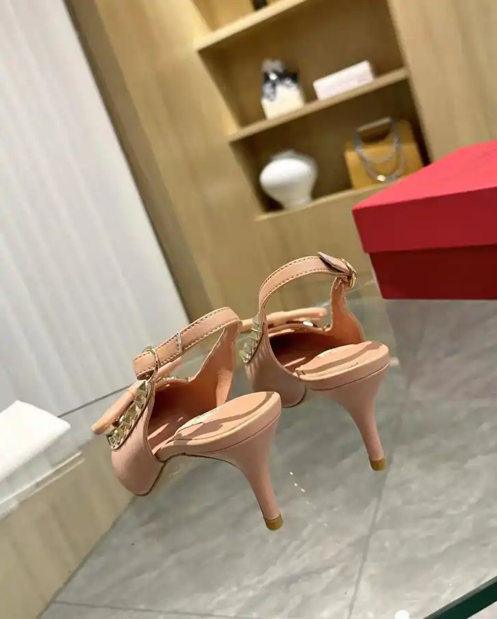 hype Valentino Sandals