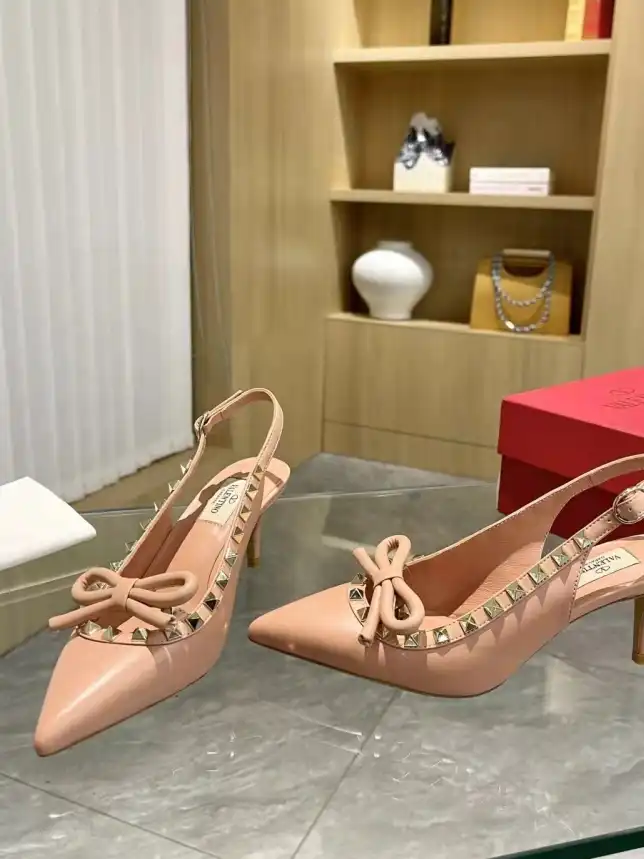 hype Valentino Sandals