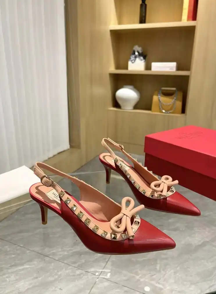 hype Valentino Sandals