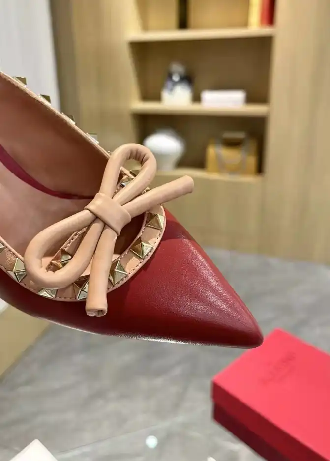 hype Valentino Sandals