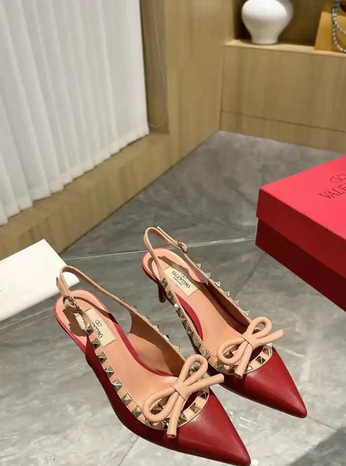 hype Valentino Sandals