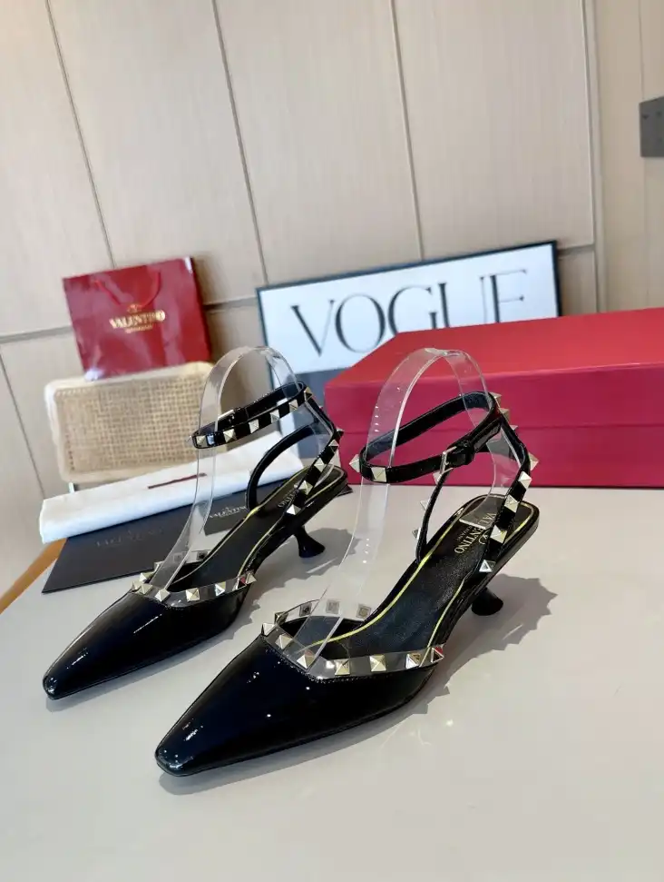 hype Valentino High Heels