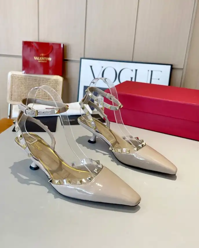 hype Valentino High Heels