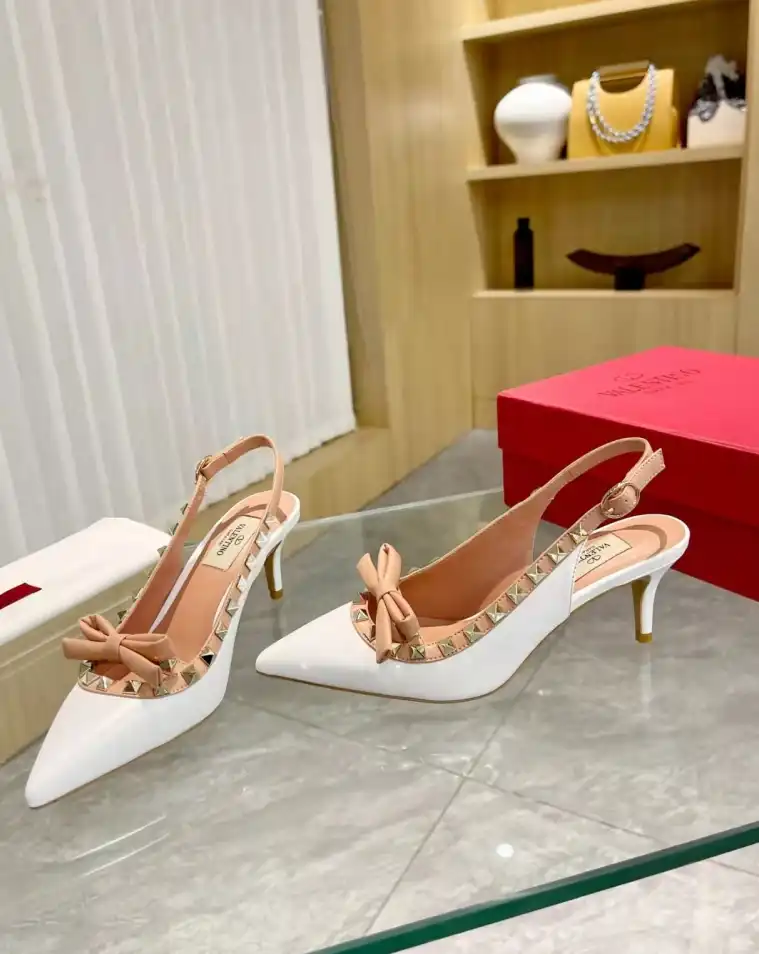 hype Valentino Sandals