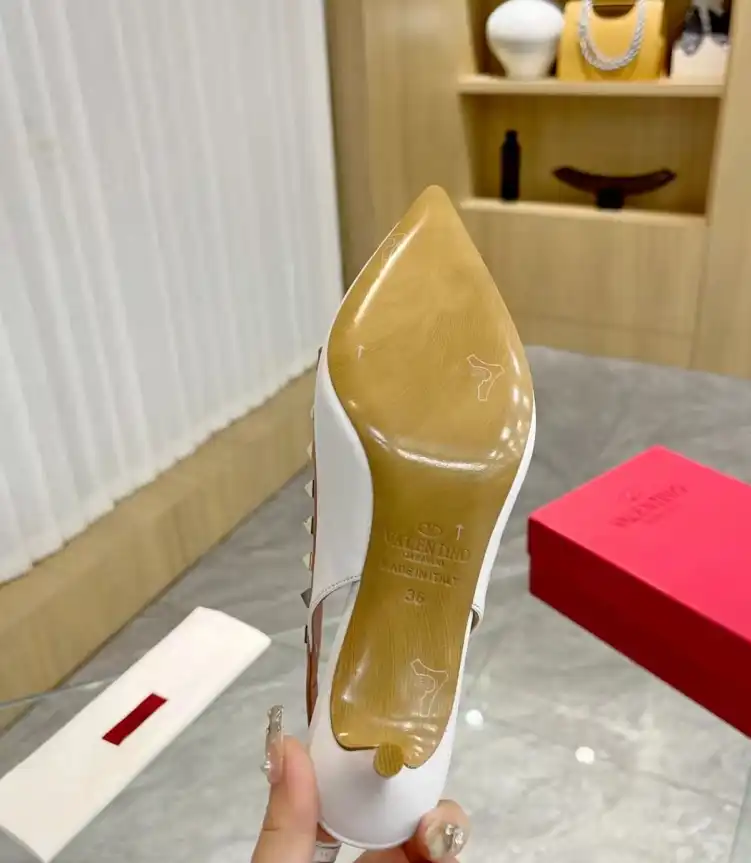 hype Valentino Sandals