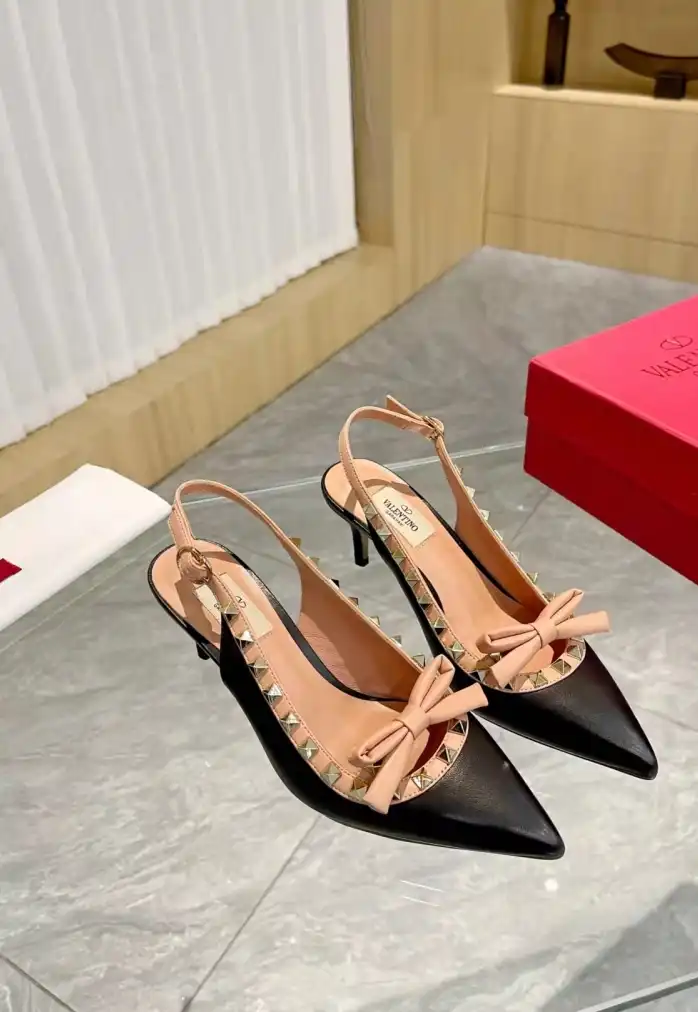 hype Valentino Sandals