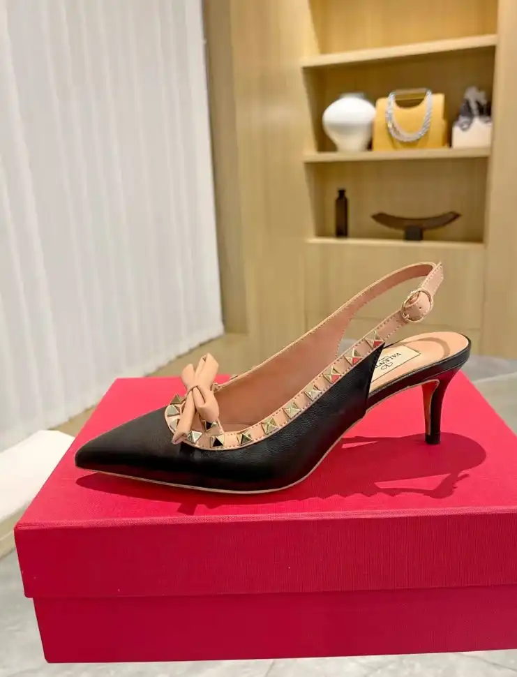 hype Valentino Sandals