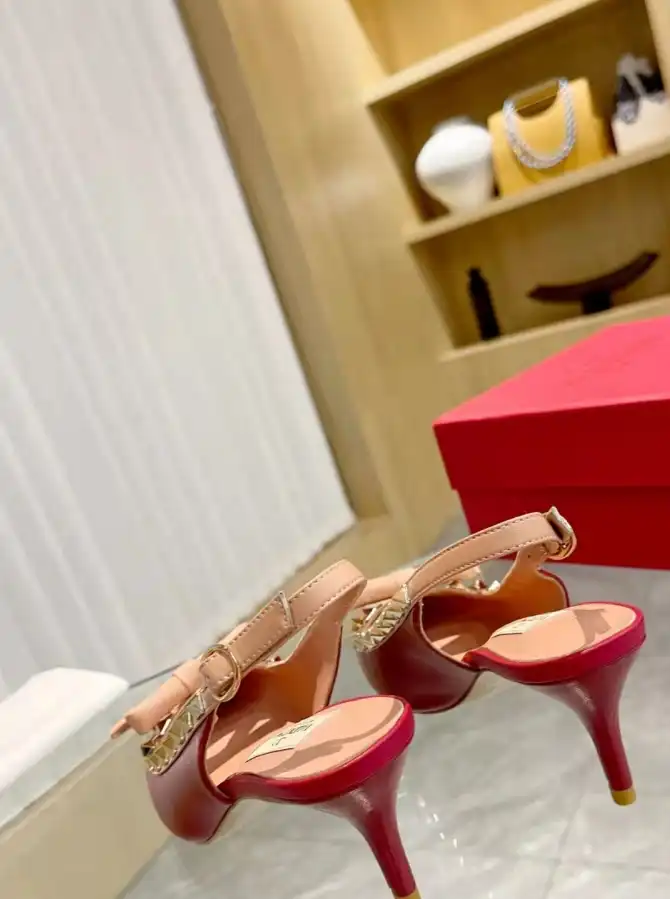 hype Valentino Sandals