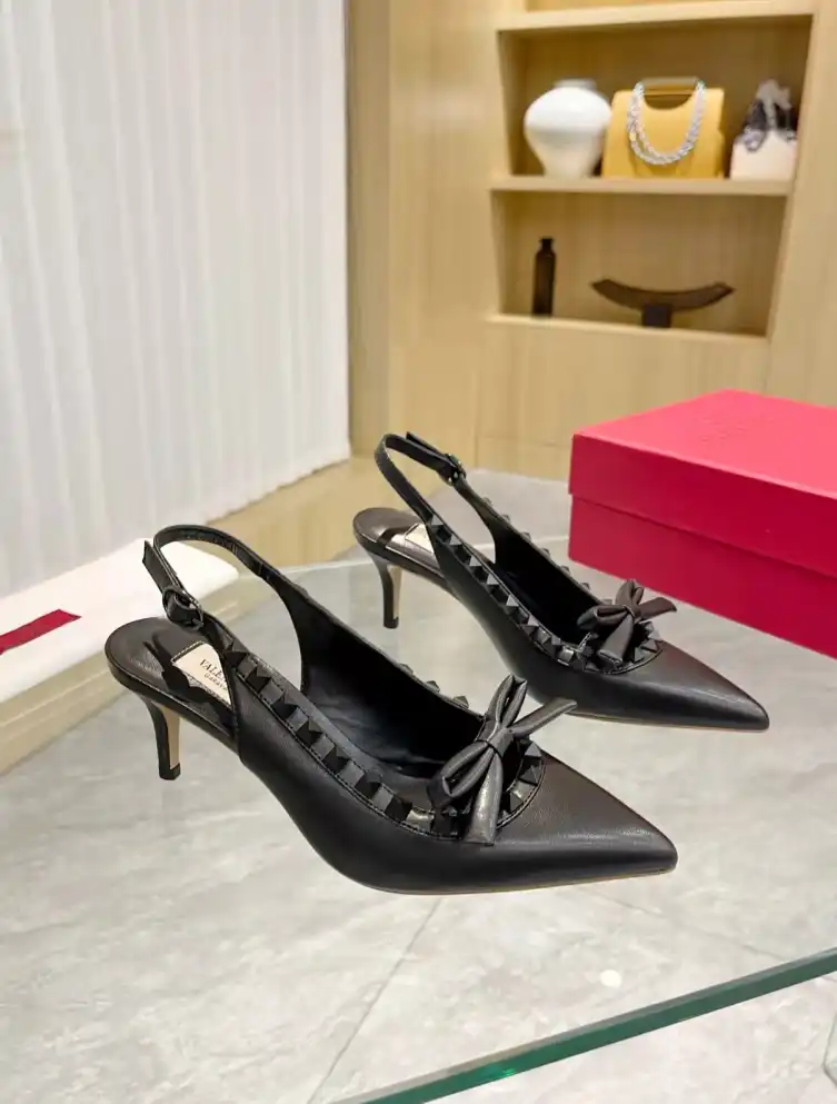 hype Valentino Sandals