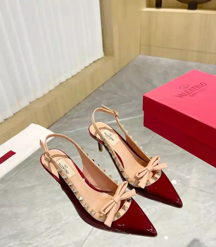 hype Valentino Sandals