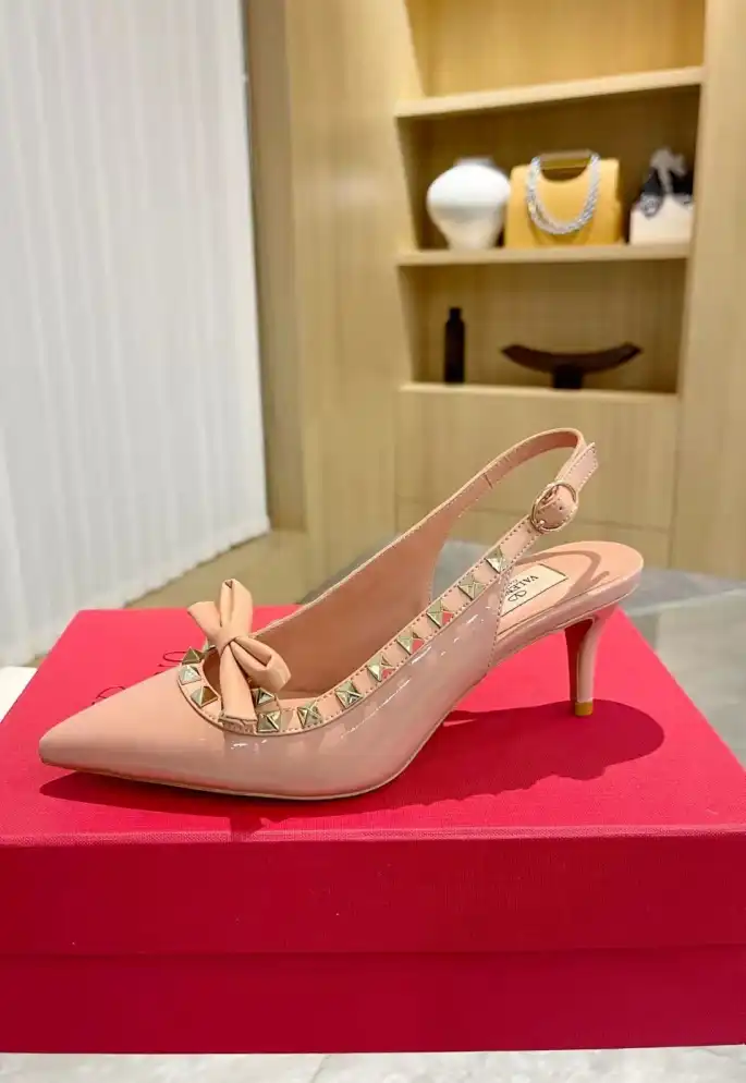 hype Valentino Sandals