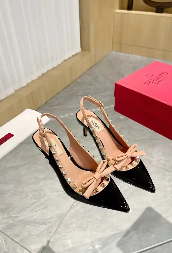 hype Valentino Sandals