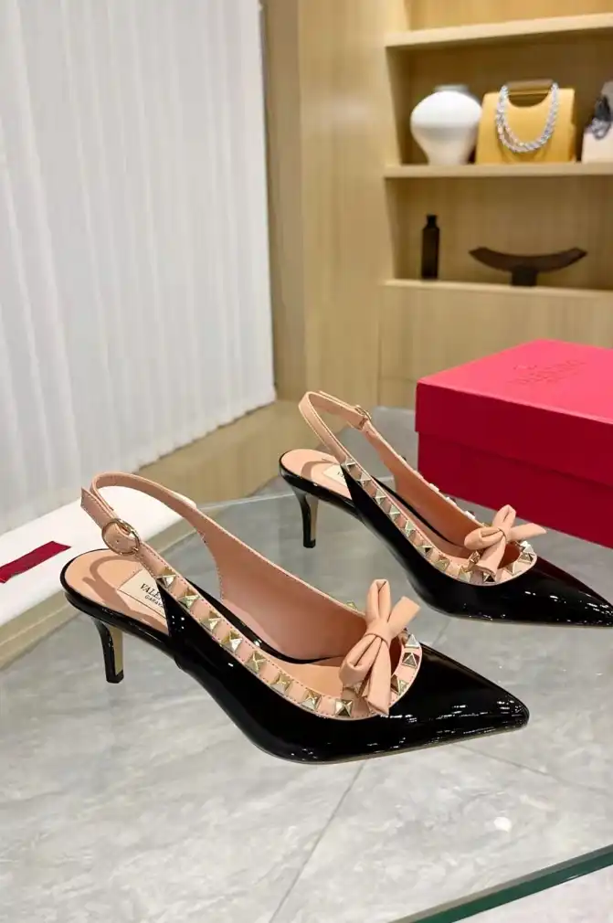 hype Valentino Sandals