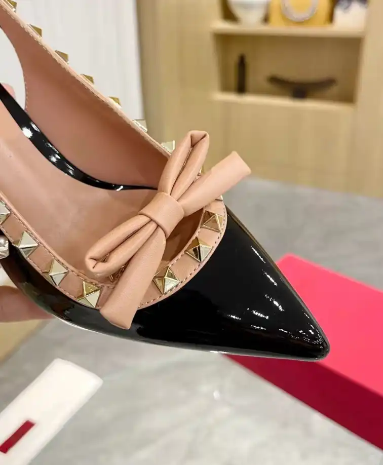 hype Valentino Sandals