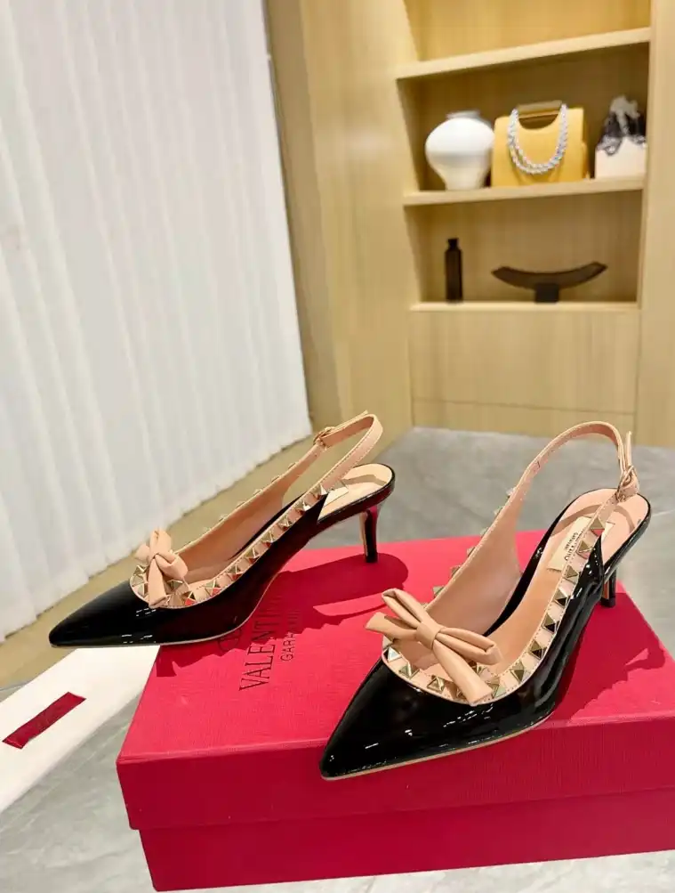 hype Valentino Sandals