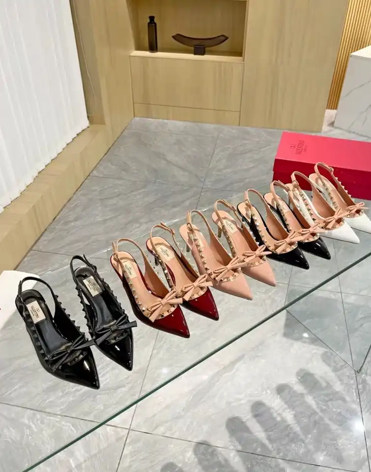 hype Valentino Sandals