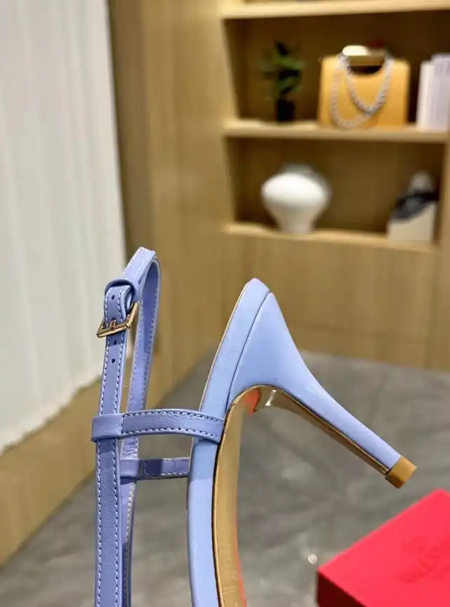 hype Valentino High Heels