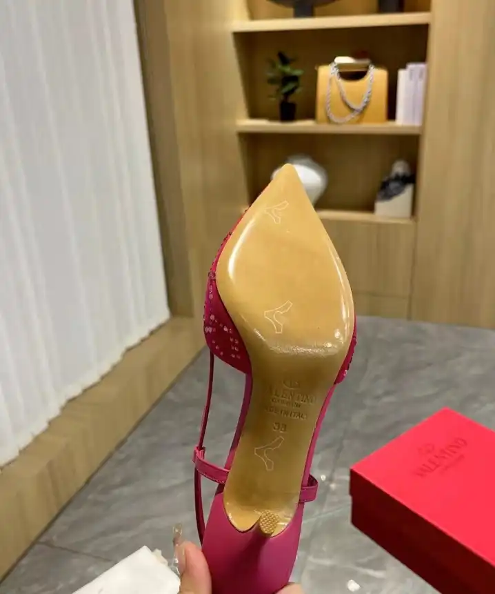 hype Valentino High Heels